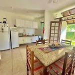 Casa Ideal Em Condominio Fechado A 200M Da Praia Maranduba, Area De Lazer Completa