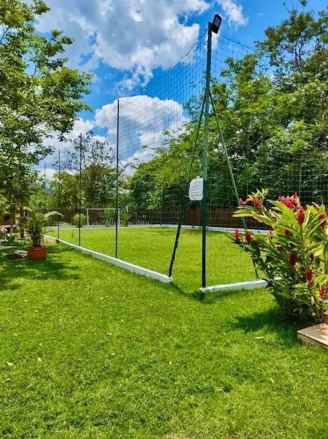 Holiday home Casa Ideal Em Fechado A 200m Da Maranduba, Area De Lazer Completa